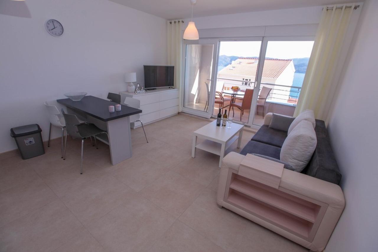 Apartments Zoya クレック エクステリア 写真