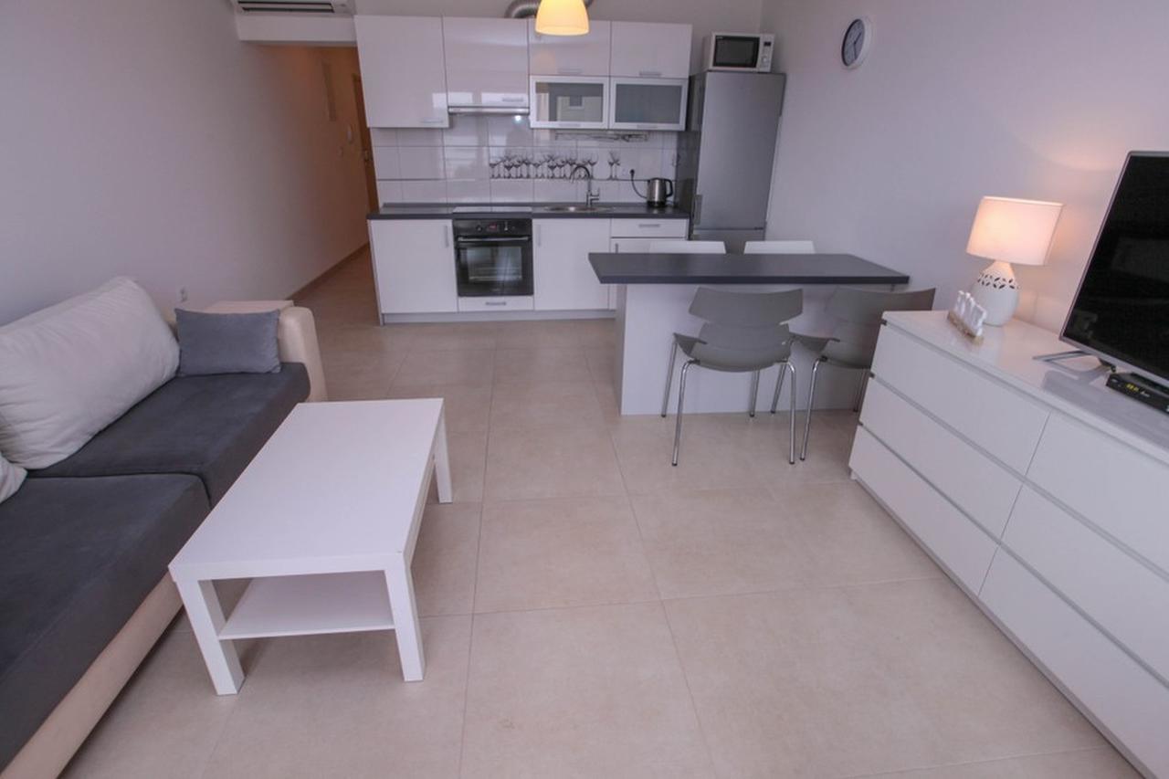 Apartments Zoya クレック エクステリア 写真