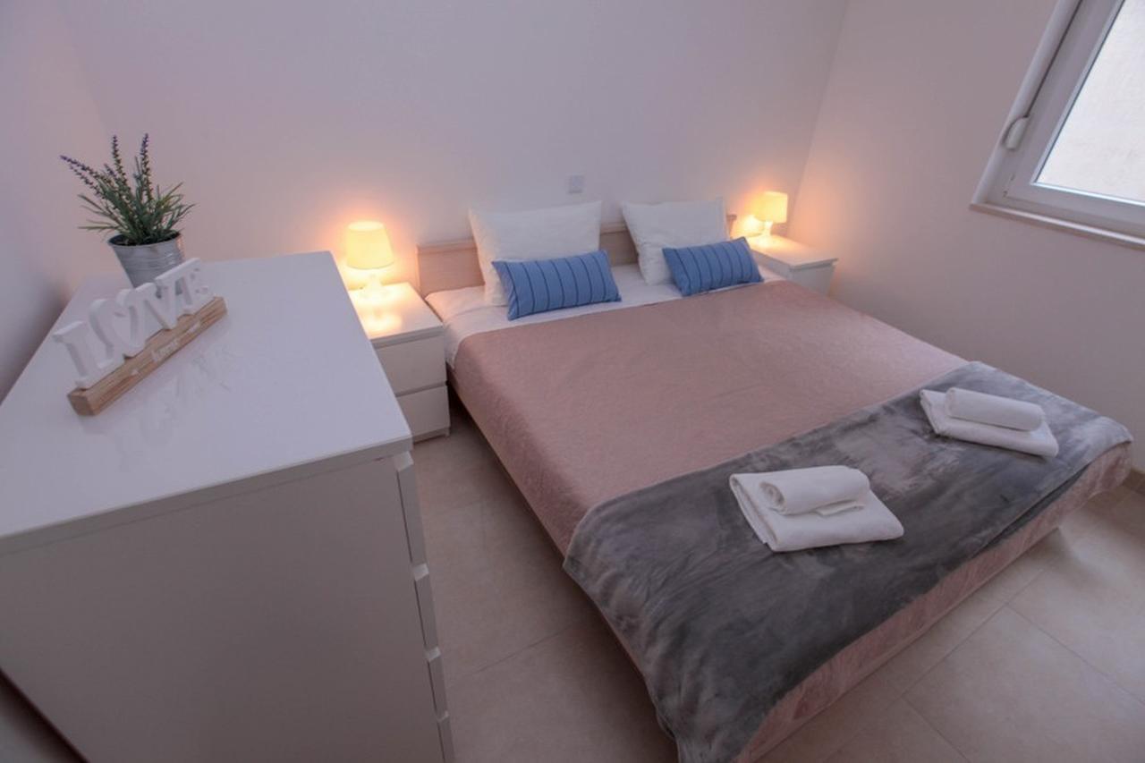 Apartments Zoya クレック エクステリア 写真