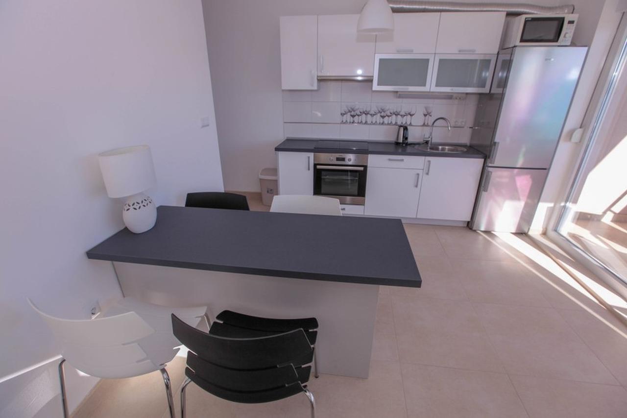 Apartments Zoya クレック エクステリア 写真