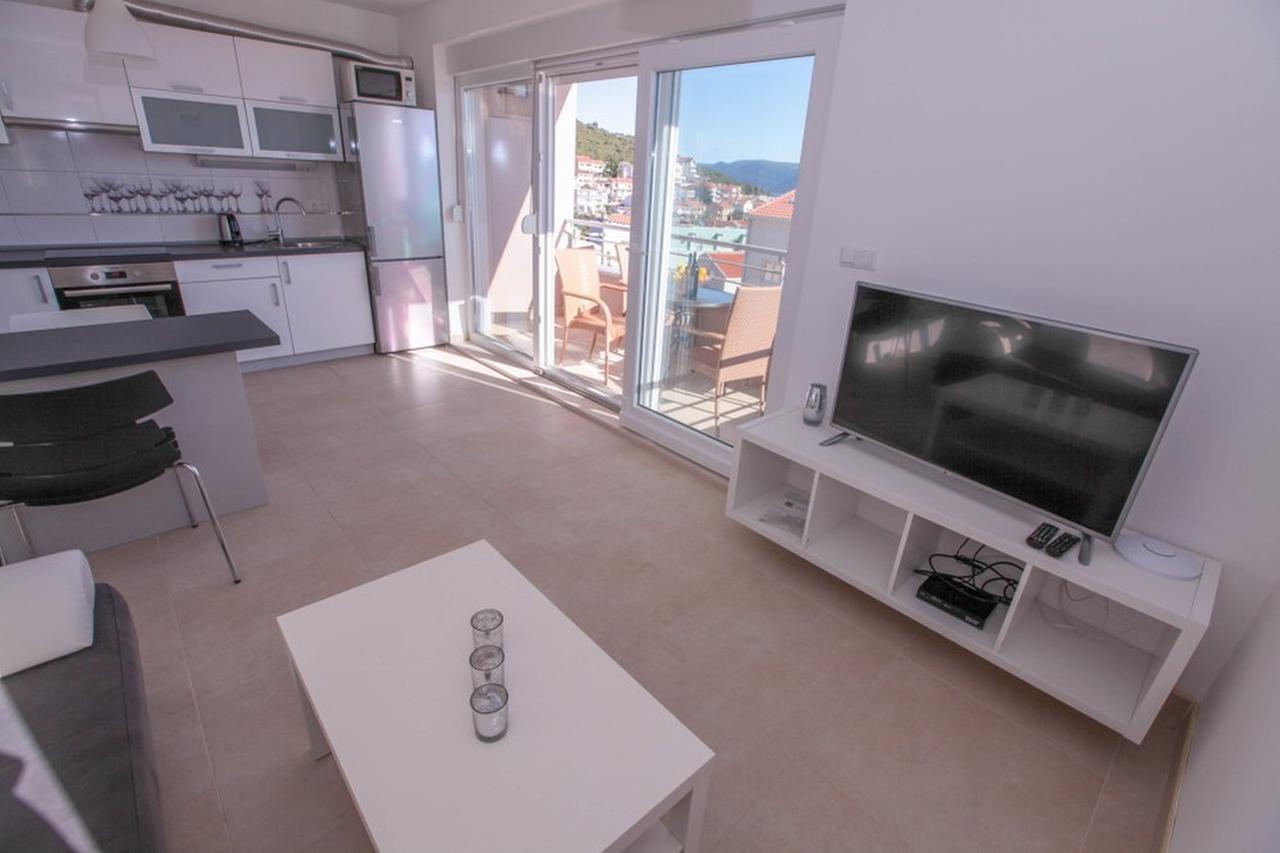 Apartments Zoya クレック エクステリア 写真