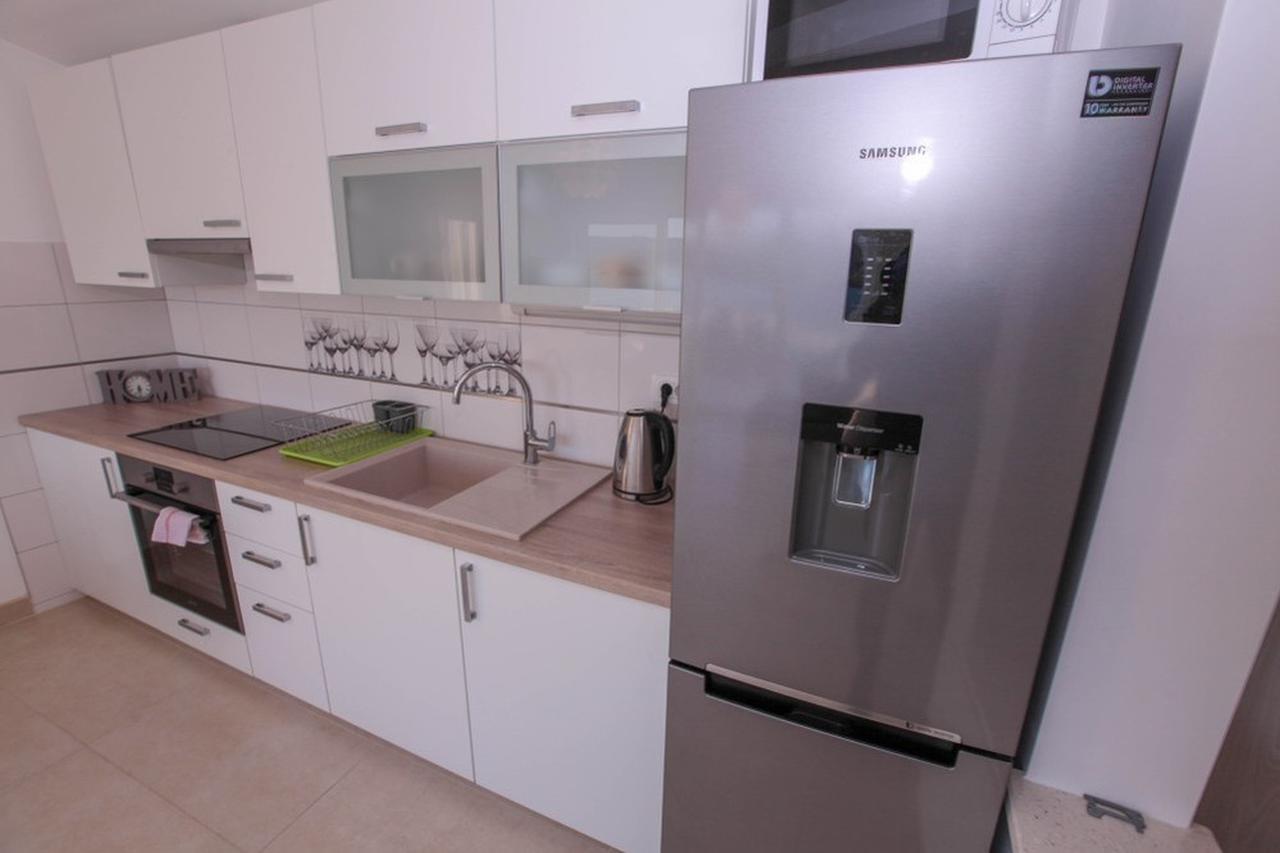 Apartments Zoya クレック エクステリア 写真