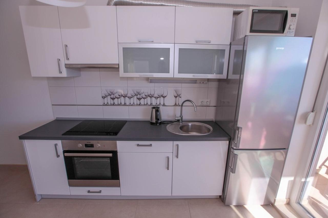 Apartments Zoya クレック エクステリア 写真