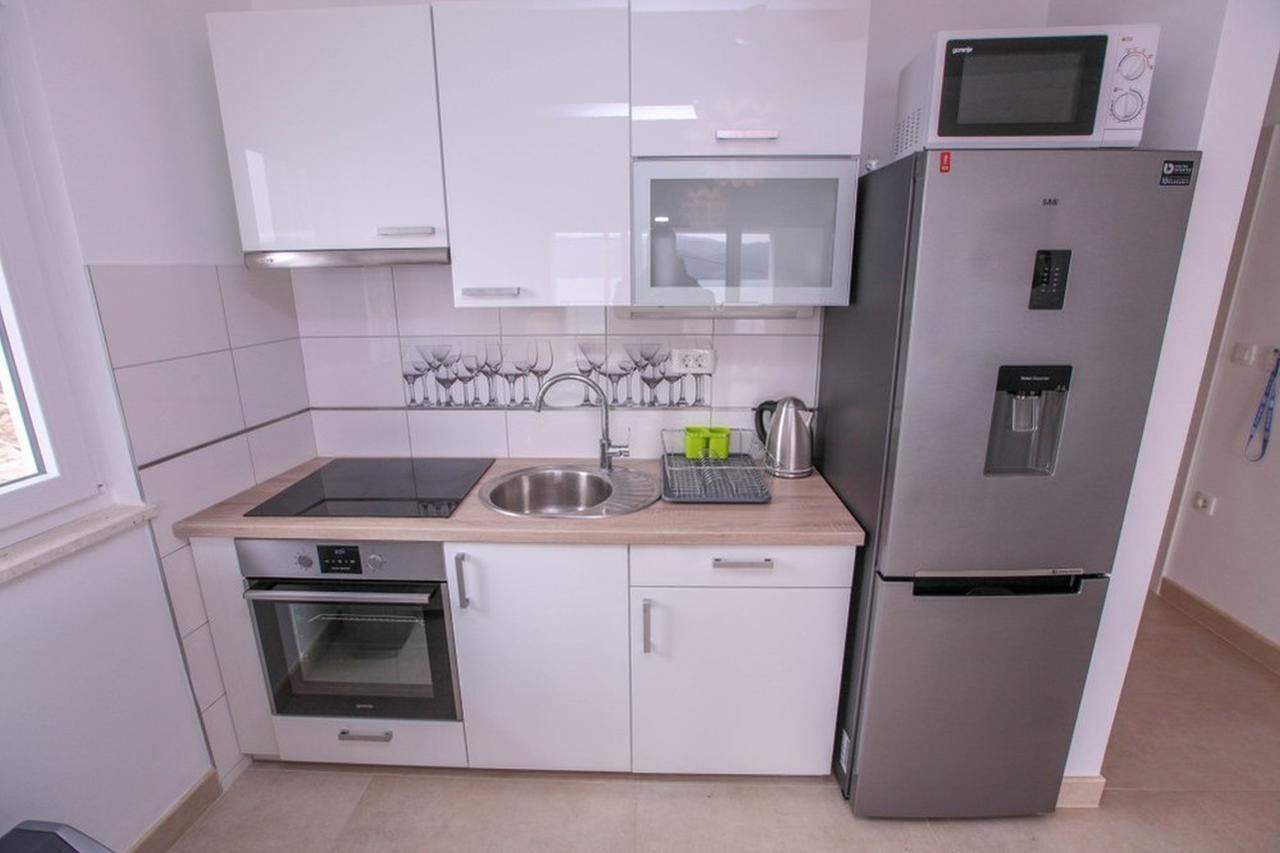 Apartments Zoya クレック エクステリア 写真